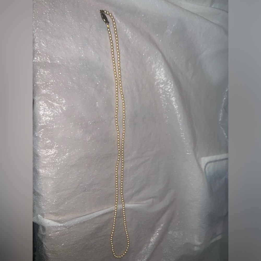 Vintage pearl necklace